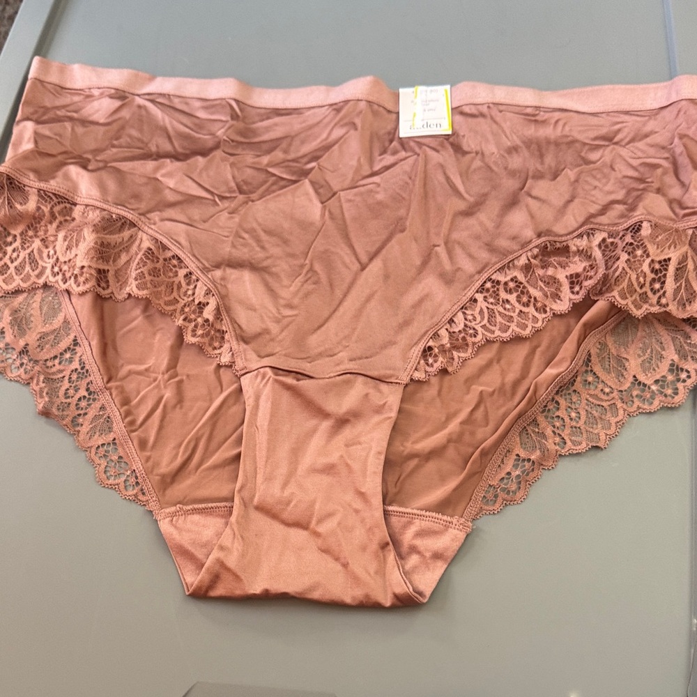 Elegant Lace Trim Women's Panties